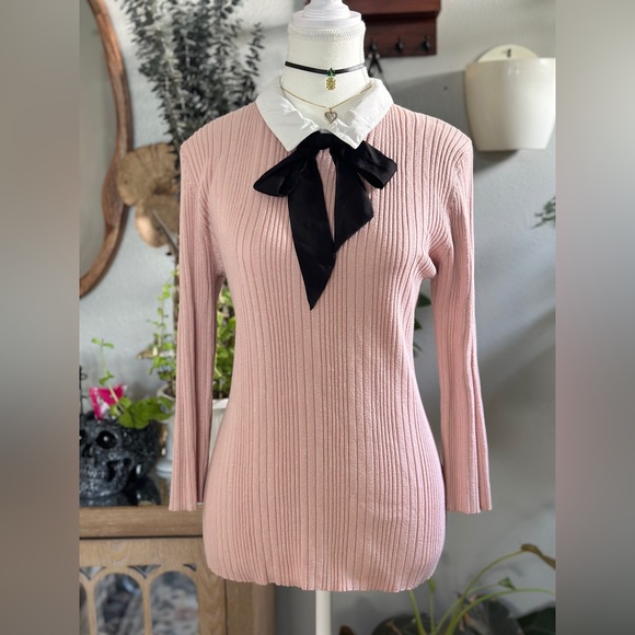 Karl Lagerfeld Tops - Karl Lagerfeld Paris Pink Ribbed Knit Blouse with Black Bow Tie Collar
